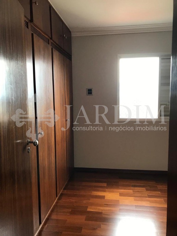 Apartamento à venda com 3 quartos, 190m² - Foto 26