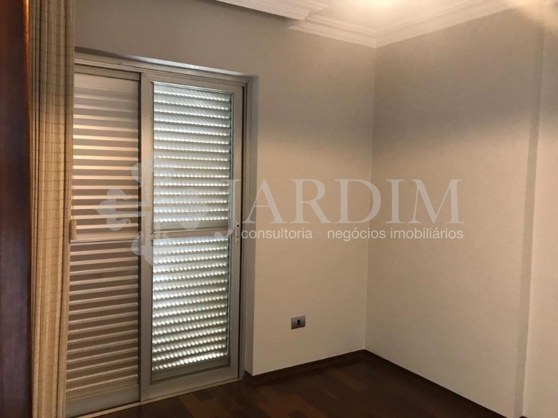 Apartamento à venda com 3 quartos, 190m² - Foto 29