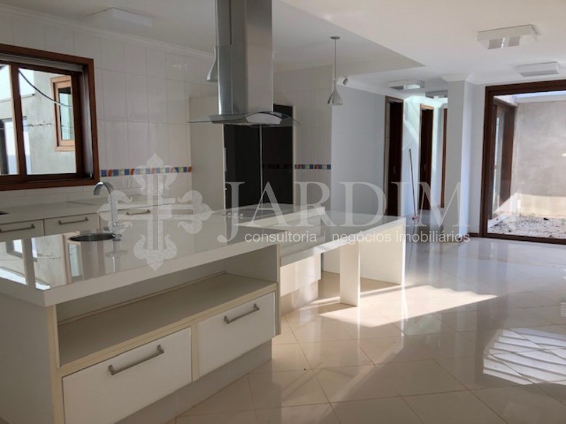 Casa para alugar com 5 quartos, 2880m² - Foto 14