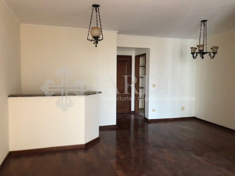 Apartamento à venda com 3 quartos, 107m² - Foto 18