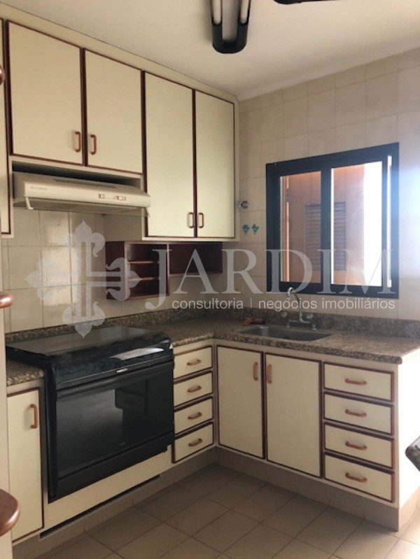 Apartamento à venda com 3 quartos, 107m² - Foto 19