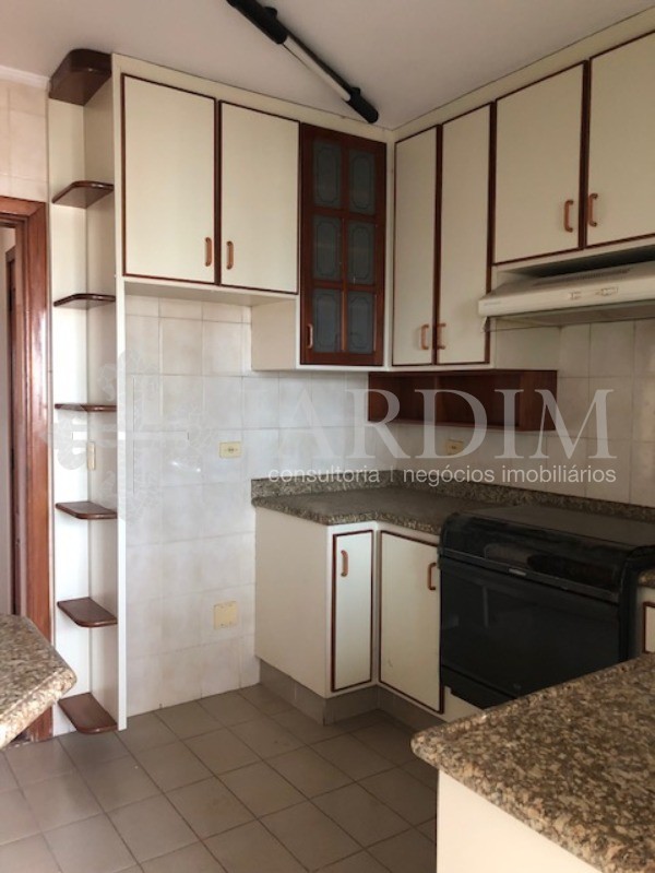 Apartamento à venda com 3 quartos, 107m² - Foto 20