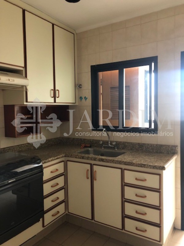 Apartamento à venda com 3 quartos, 107m² - Foto 23