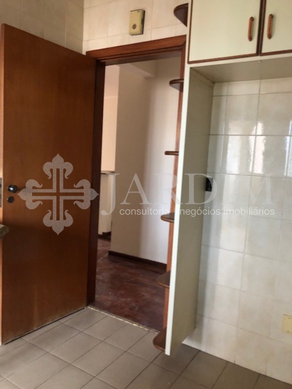 Apartamento à venda com 3 quartos, 107m² - Foto 26