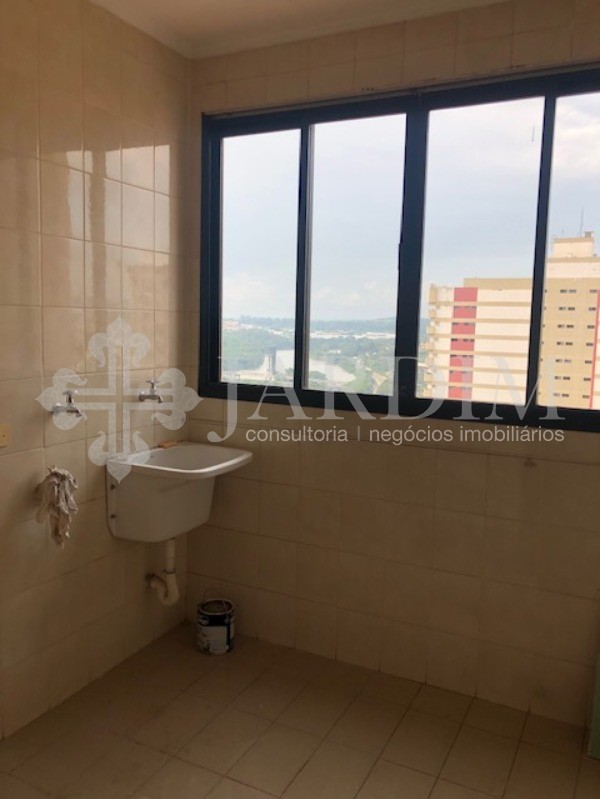 Apartamento à venda com 3 quartos, 107m² - Foto 28