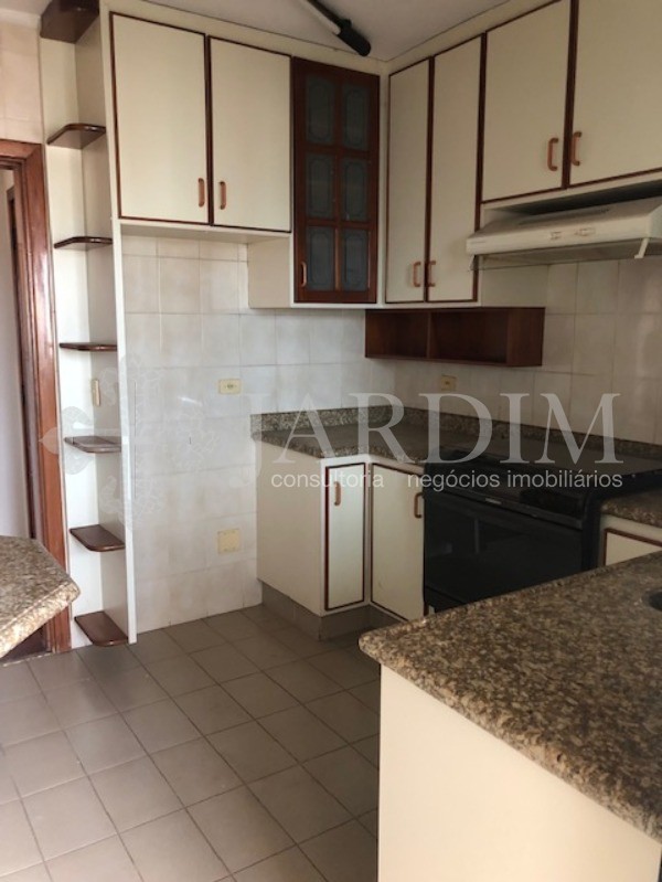 Apartamento à venda com 3 quartos, 107m² - Foto 31