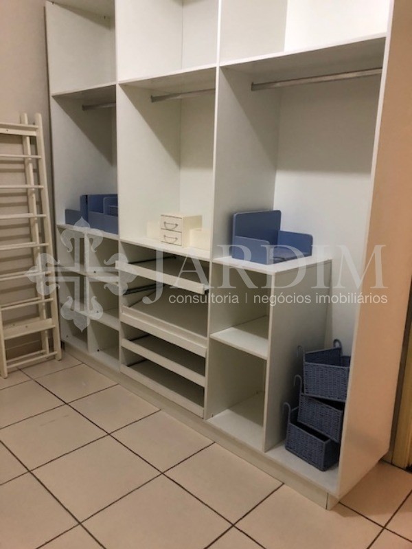 Casa à venda com 3 quartos, 400m² - Foto 24