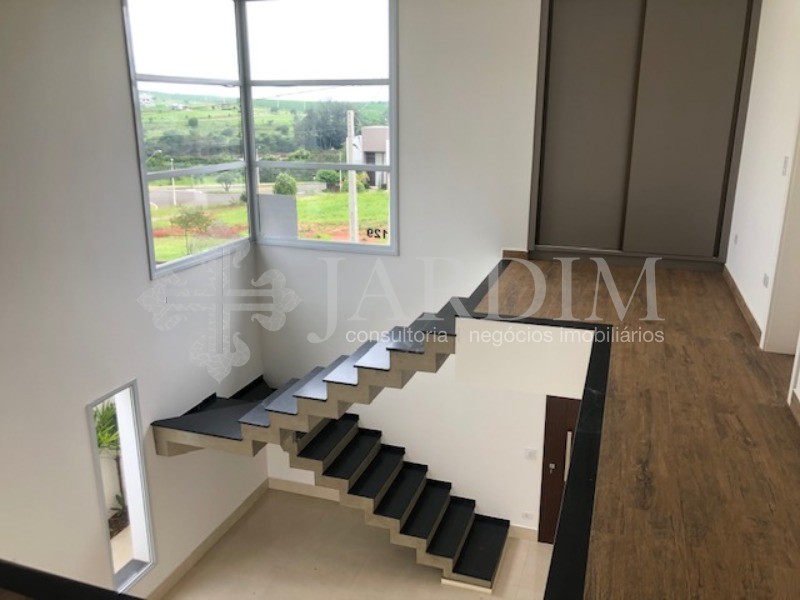 Casa de Condomínio à venda com 3 quartos, 321m² - Foto 4