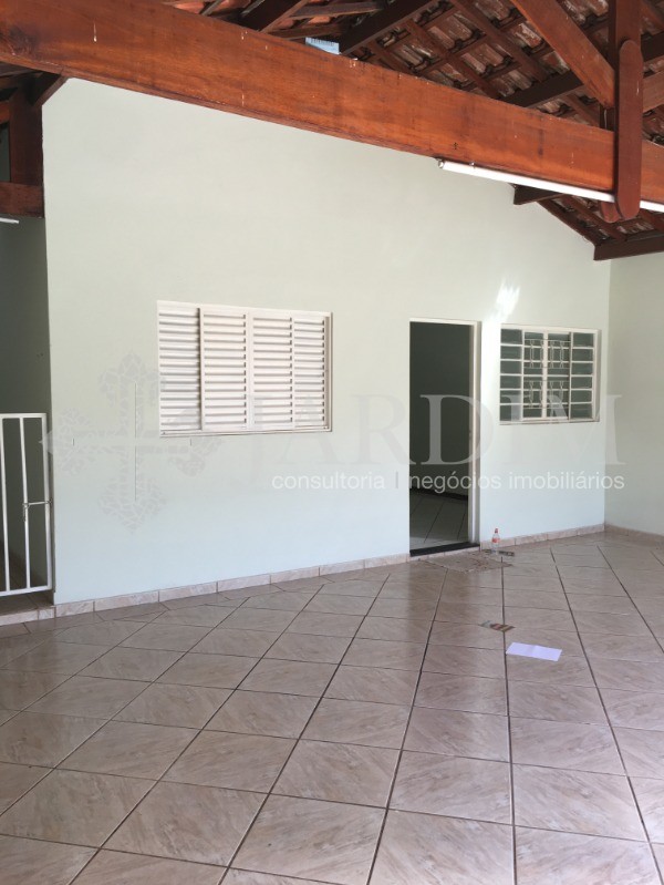 Casa à venda com 3 quartos, 150m² - Foto 4