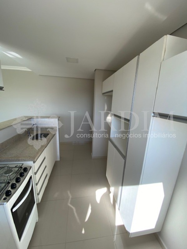 Apartamento para alugar com 1 quarto, 51m² - Foto 13