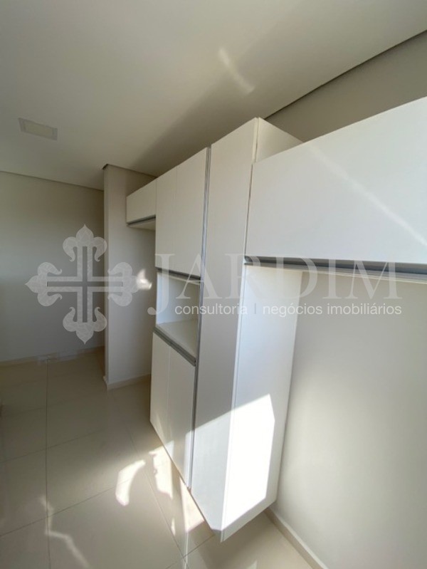 Apartamento para alugar com 1 quarto, 51m² - Foto 14