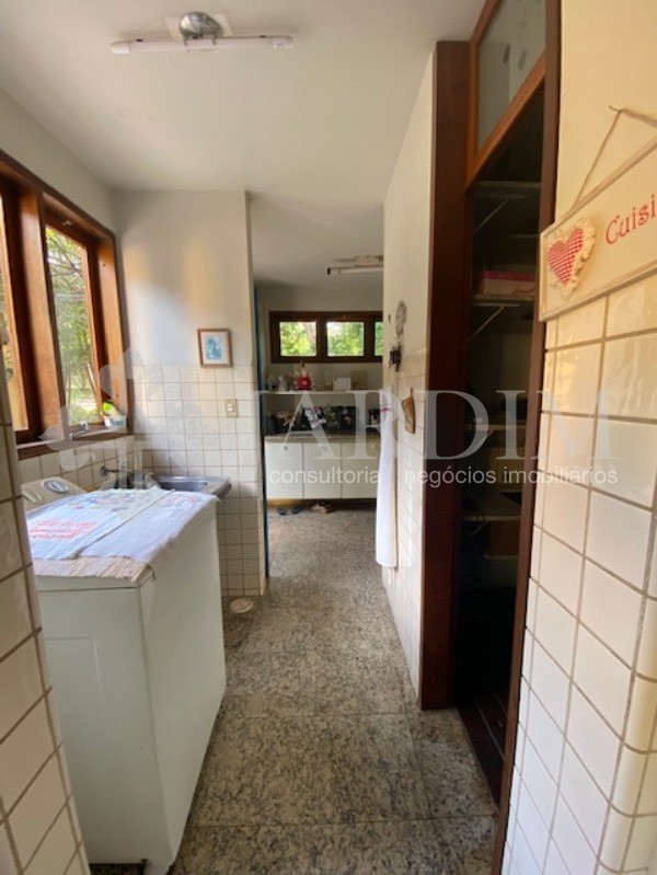 Casa de Condomínio à venda com 3 quartos, 3040m² - Foto 20