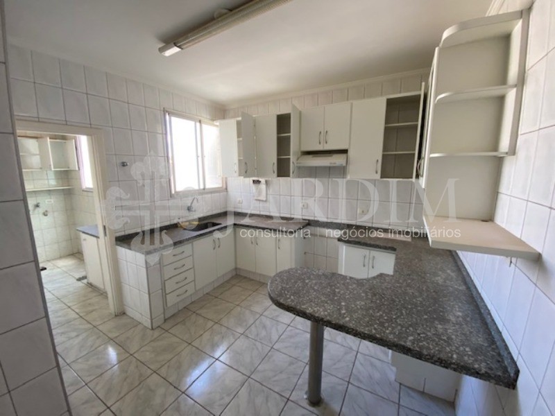 Apartamento à venda com 2 quartos, 83m² - Foto 11