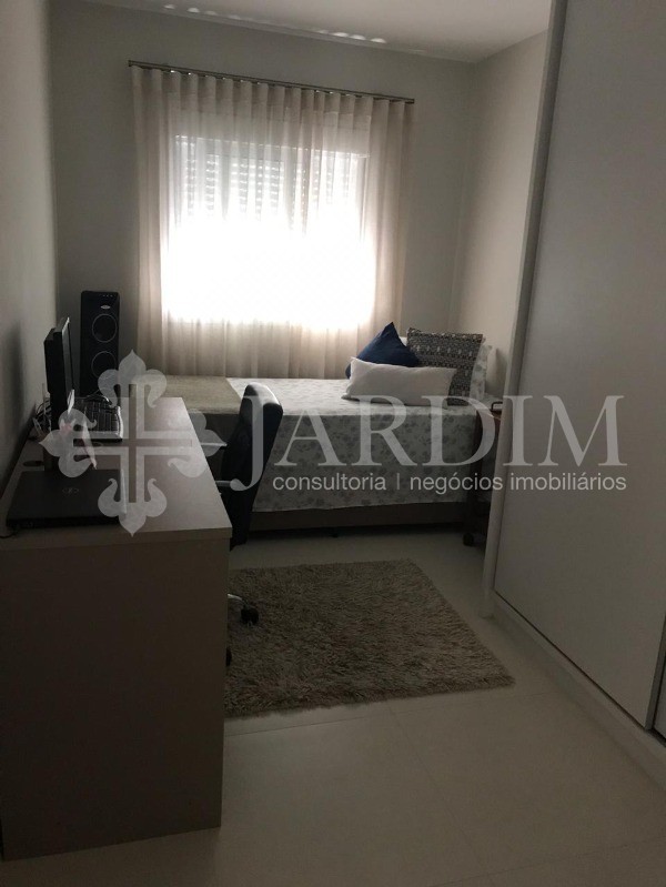 Apartamento à venda com 2 quartos, 66m² - Foto 17