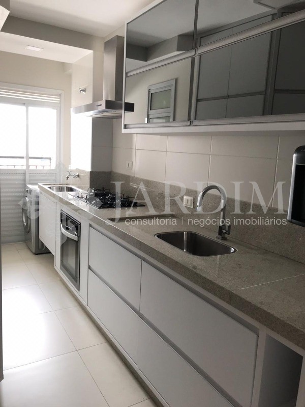 Apartamento à venda com 2 quartos, 66m² - Foto 14