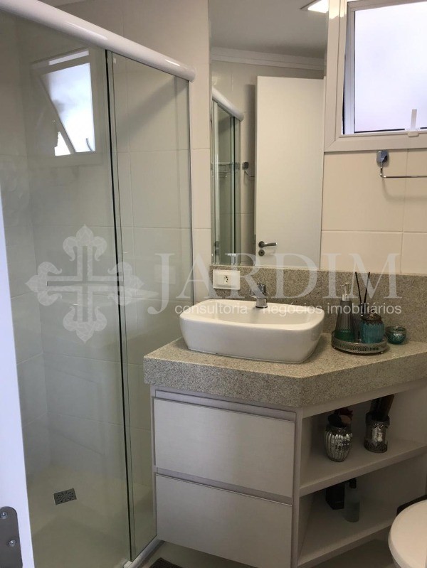 Apartamento à venda com 2 quartos, 66m² - Foto 19