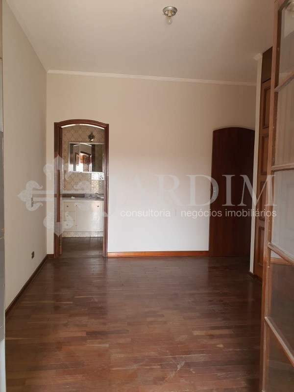 Casa à venda com 3 quartos, 186m² - Foto 6