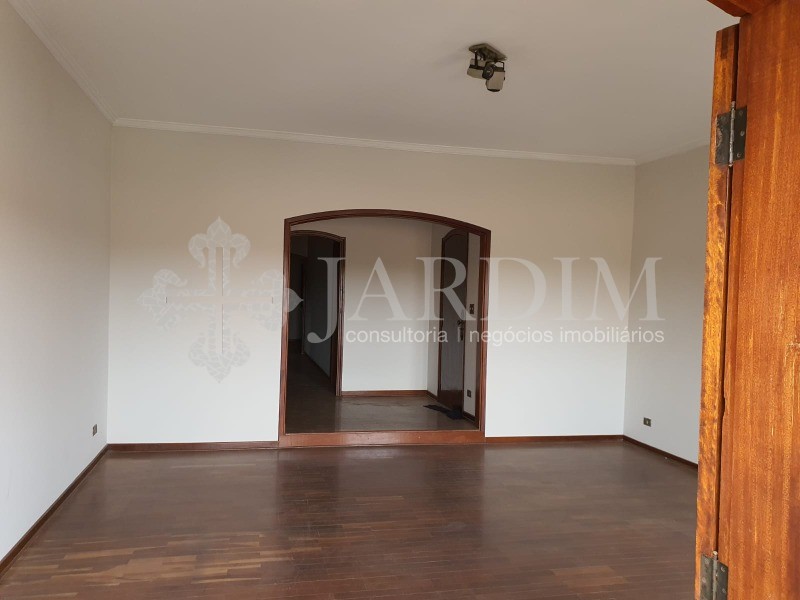 Casa à venda com 3 quartos, 186m² - Foto 8