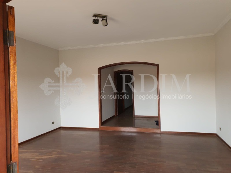 Casa à venda com 3 quartos, 186m² - Foto 7