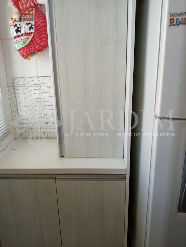 Apartamento à venda com 2 quartos, 63m² - Foto 14