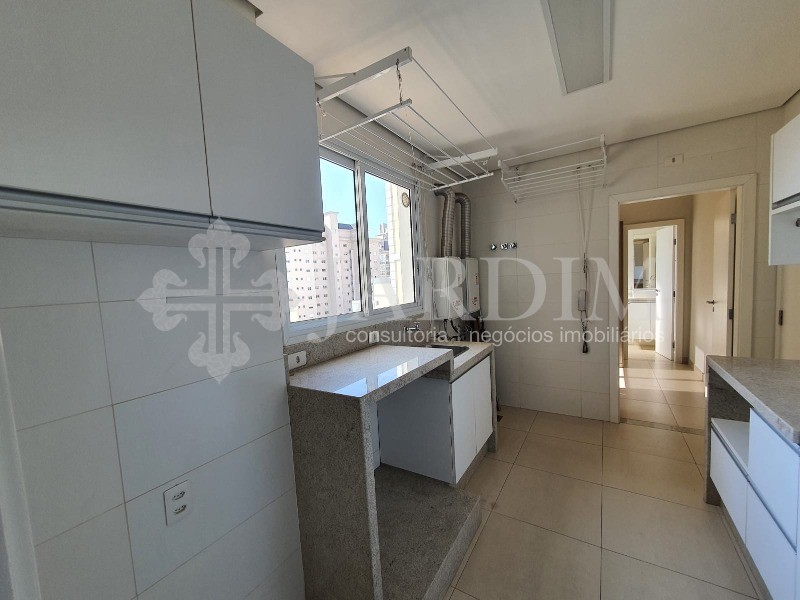 Apartamento à venda com 3 quartos, 247m² - Foto 39