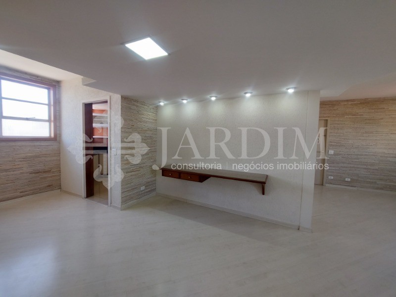 Apartamento à venda com 3 quartos, 156m² - Foto 17