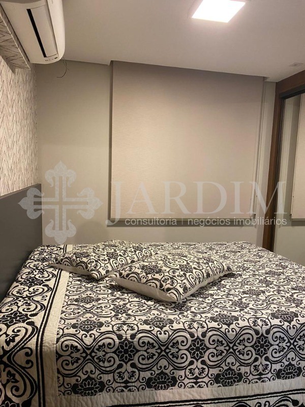 Apartamento à venda com 2 quartos, 68m² - Foto 10