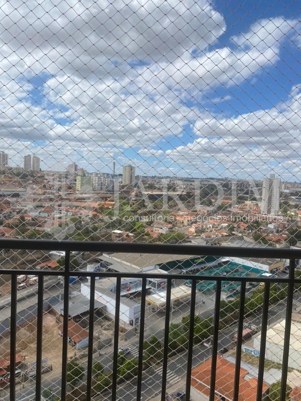 Apartamento à venda com 2 quartos, 68m² - Foto 2