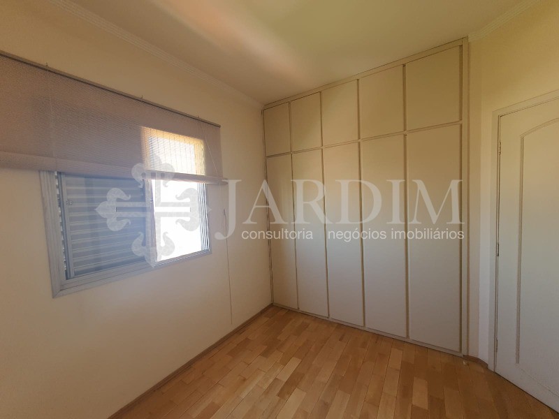 Apartamento à venda com 3 quartos, 84m² - Foto 11