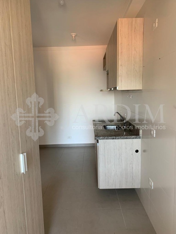 Apartamento à venda com 1 quarto, 37m² - Foto 18