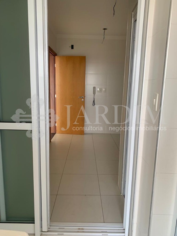 Apartamento à venda com 3 quartos, 98m² - Foto 15