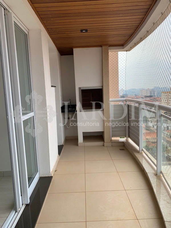 Apartamento à venda com 3 quartos, 98m² - Foto 1