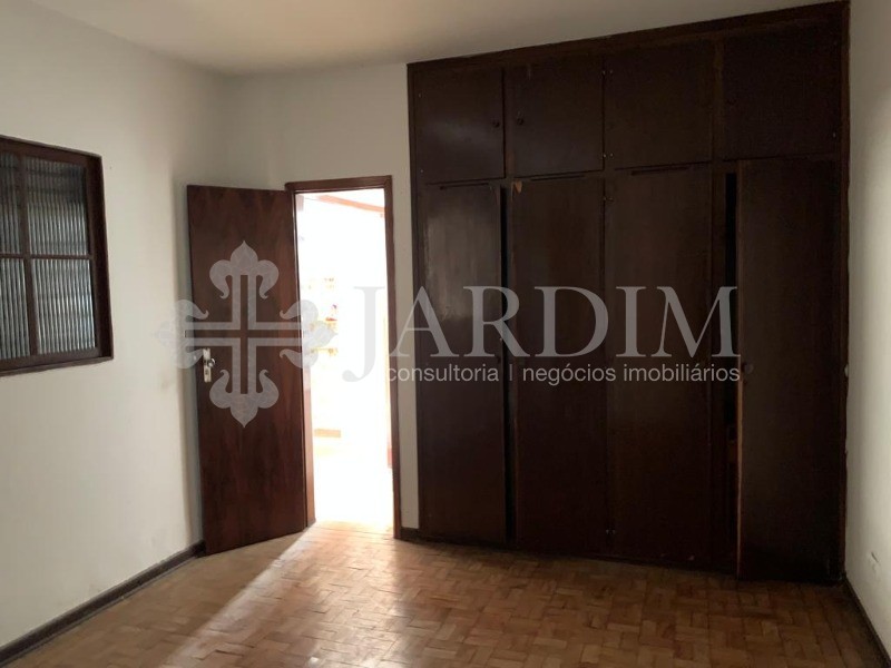 Casa à venda com 2 quartos, 130m² - Foto 14