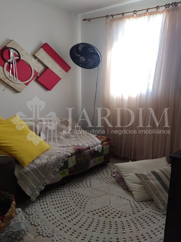 Apartamento à venda com 2 quartos, 46m² - Foto 1