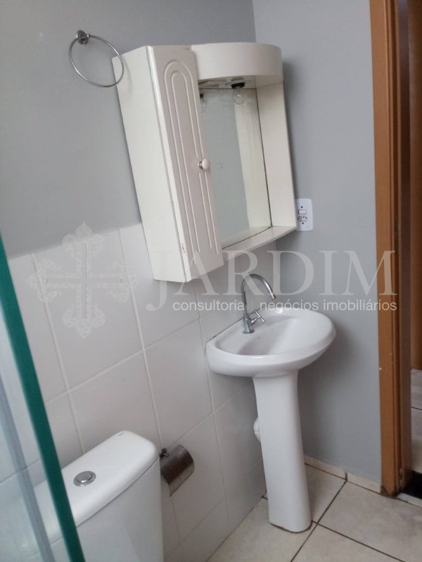 Apartamento à venda com 2 quartos, 46m² - Foto 2