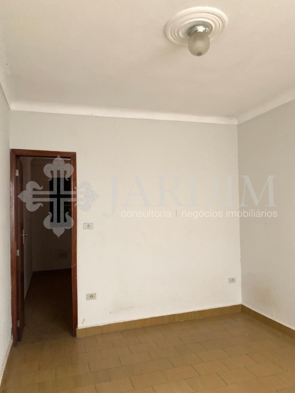 Casa à venda com 2 quartos, 130m² - Foto 12