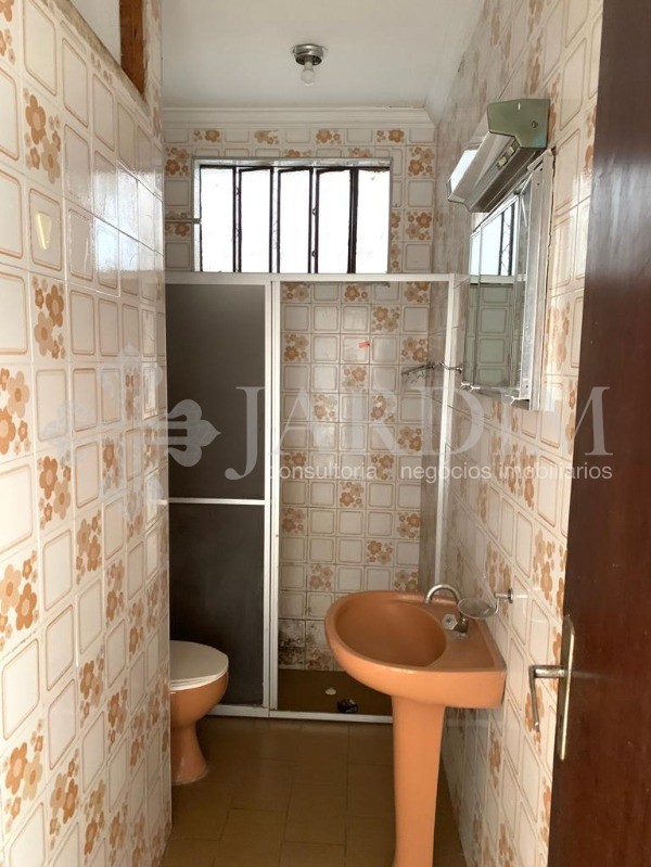 Casa à venda com 2 quartos, 130m² - Foto 6