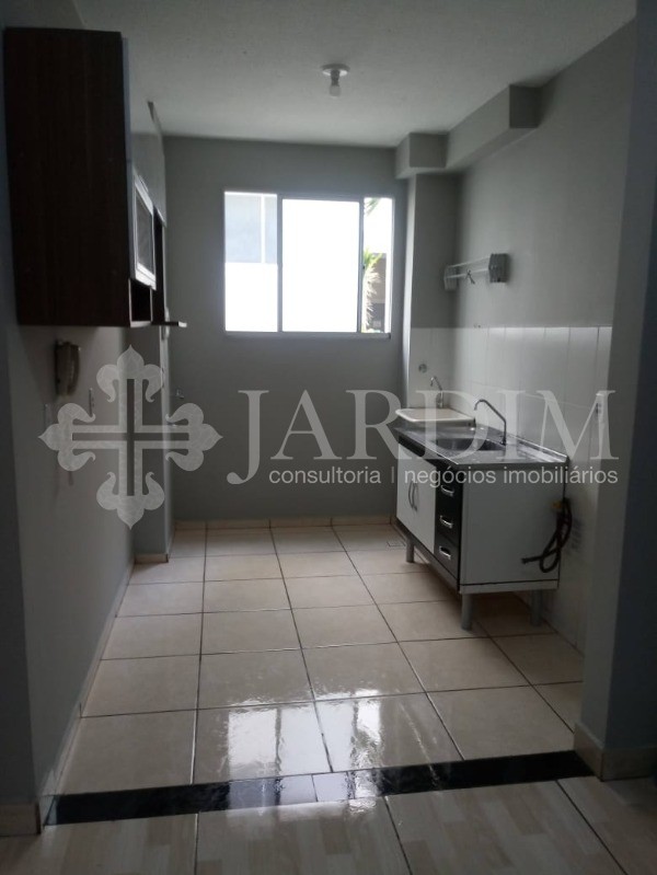 Apartamento à venda com 2 quartos, 46m² - Foto 1