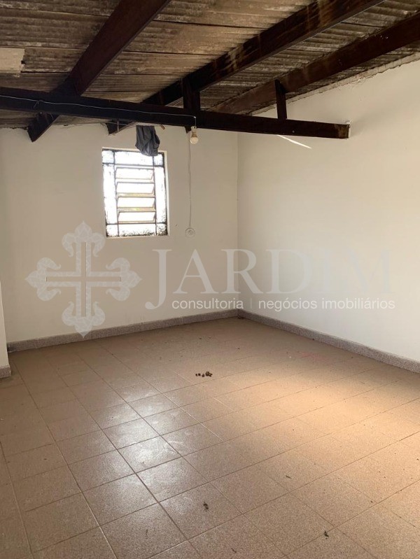 Casa à venda com 2 quartos, 130m² - Foto 25