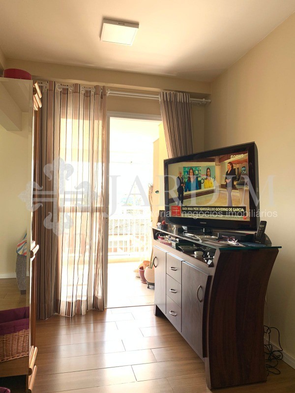 Apartamento à venda com 2 quartos, 65m² - Foto 10