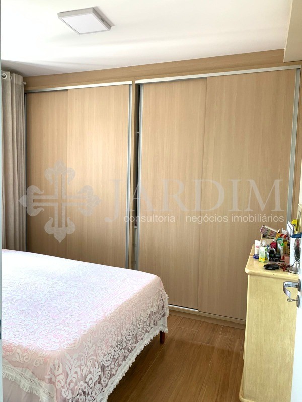 Apartamento à venda com 2 quartos, 65m² - Foto 15