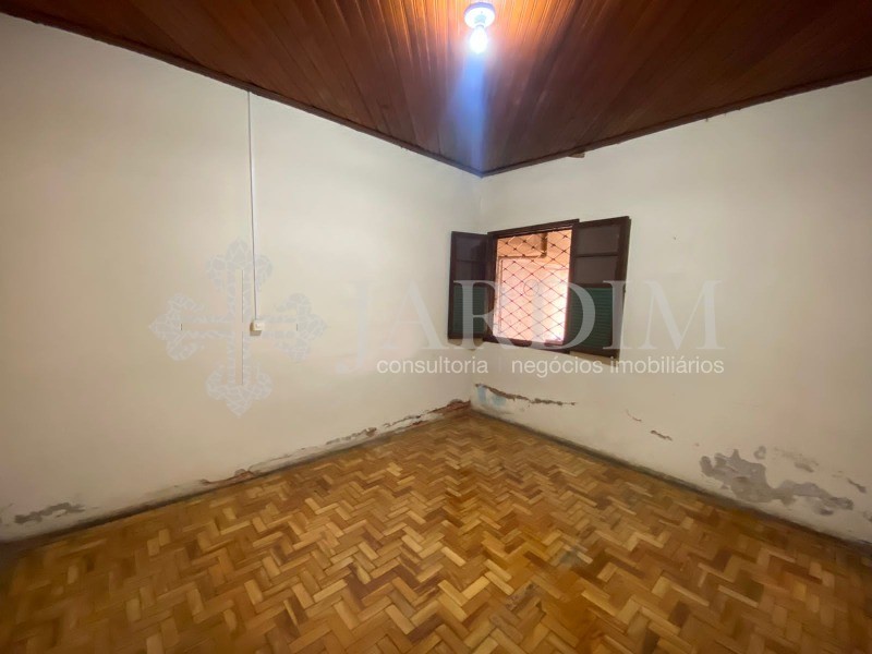 Casa à venda com 2 quartos, 310m² - Foto 12