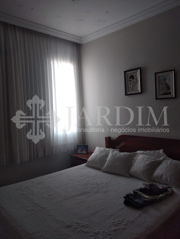 Apartamento à venda com 3 quartos, 140m² - Foto 17