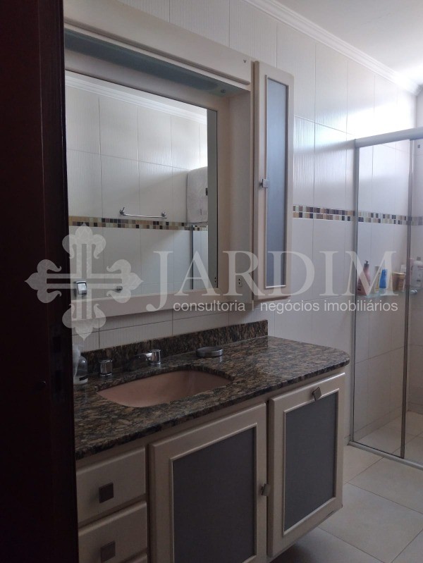 Apartamento à venda com 3 quartos, 140m² - Foto 18