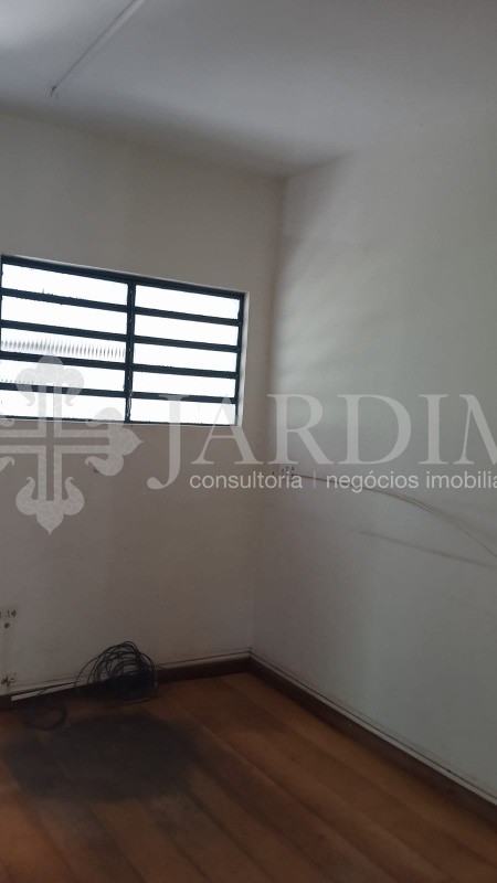 Casa à venda com 2 quartos, 338m² - Foto 16