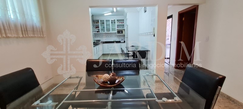 Casa à venda com 3 quartos, 300m² - Foto 24