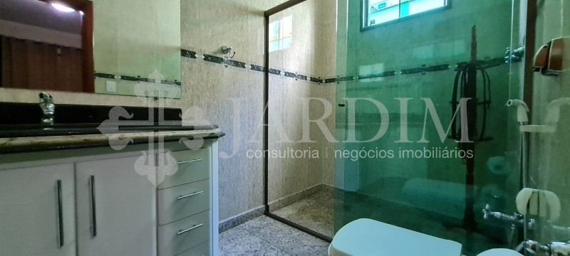 Casa à venda com 3 quartos, 300m² - Foto 21