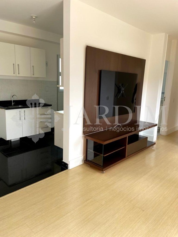 Apartamento à venda com 3 quartos, 74m² - Foto 4