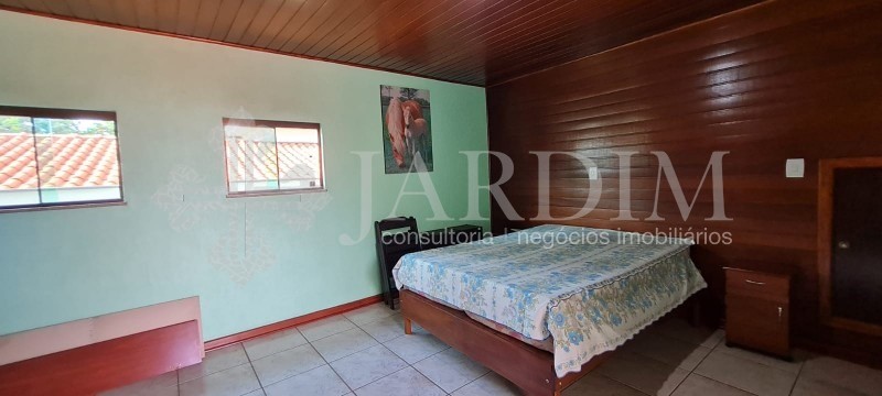 Casa à venda com 3 quartos, 300m² - Foto 13