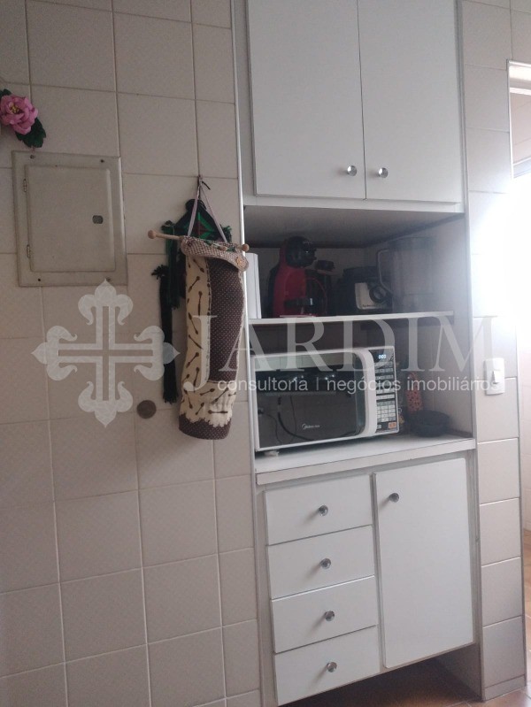 Apartamento à venda com 3 quartos, 84m² - Foto 11